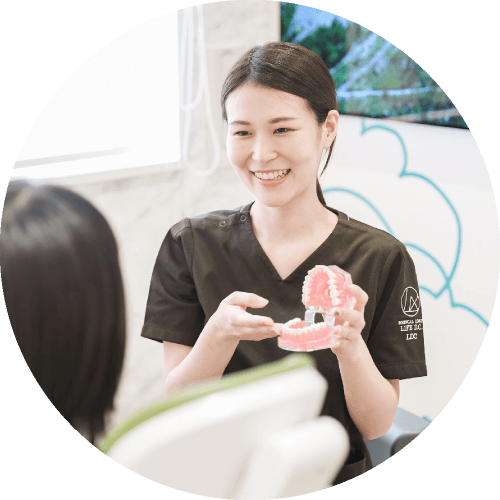 川西歯医者 ライフ歯科・矯正歯科・小児歯科 診察室風景